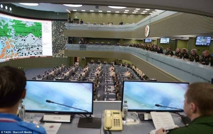 2E8AC63400000578-3330337-image-a-18_1448292011174